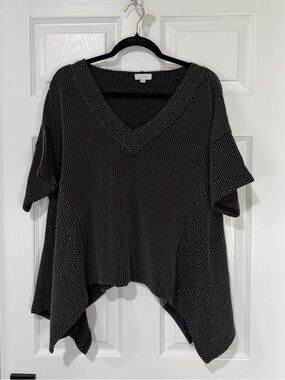 ODDY Ribbed Knit Top in Charcoal